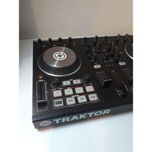 Native Instruments TRAKTOR KONTROL S2 MK2 DJ Controller NO ADAPTER